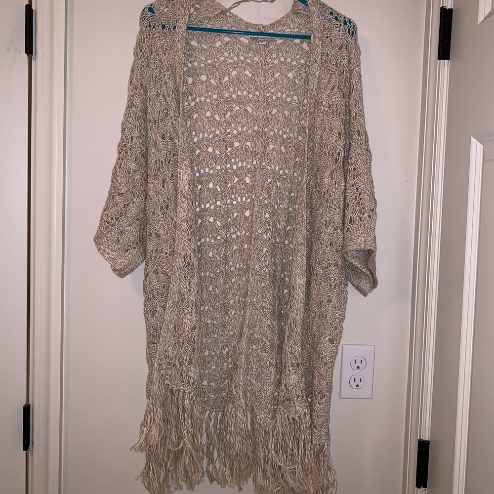AEO knit tan and cream kimono